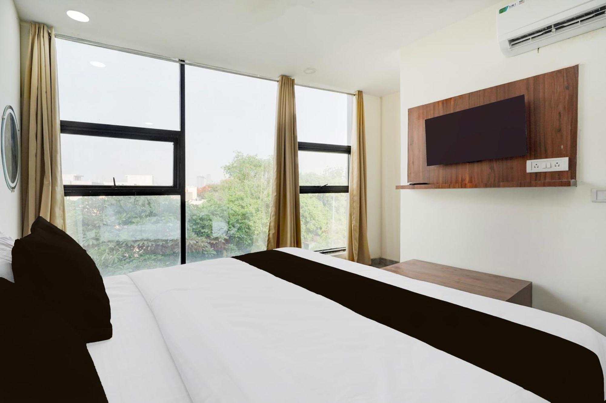 Hotel O Indirapuram Grand Ghaziabad Luaran gambar